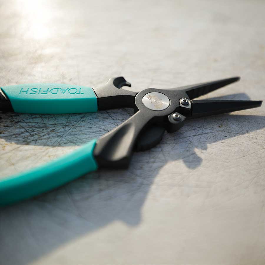 Inshore Essentials Tool Kit - Toadfish - Fishing Accessories