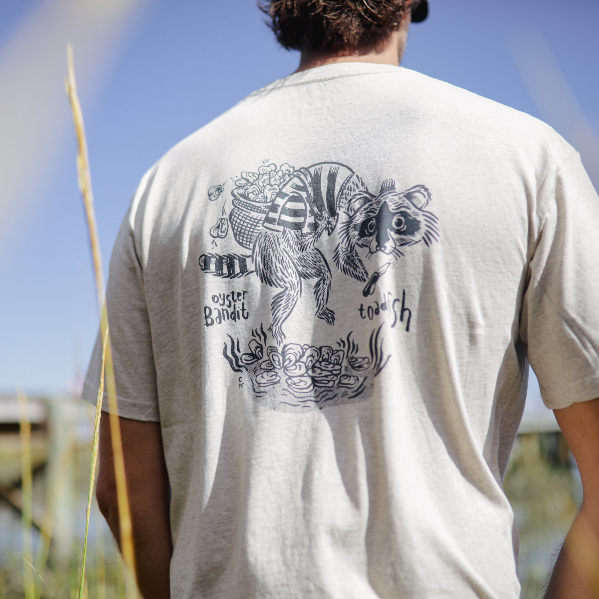 The Oyster Bandit Tee - Toadfish - Apparel
