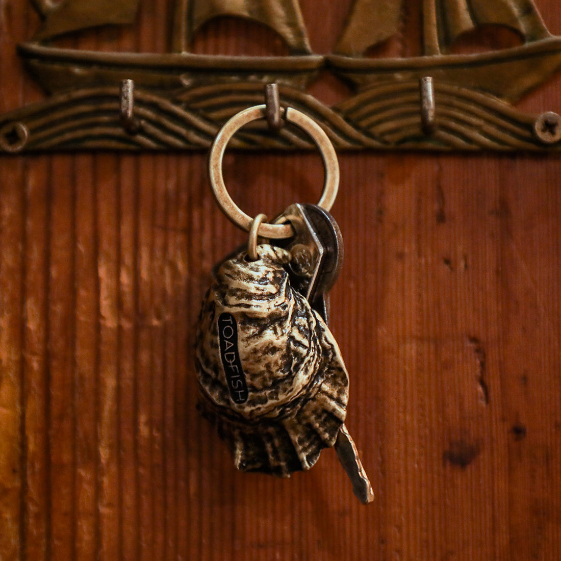 Oyster Shell Conservation Key Chain Keychains Toadfish